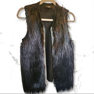 AGB Black Faux Fur Vest. Womens Size Small